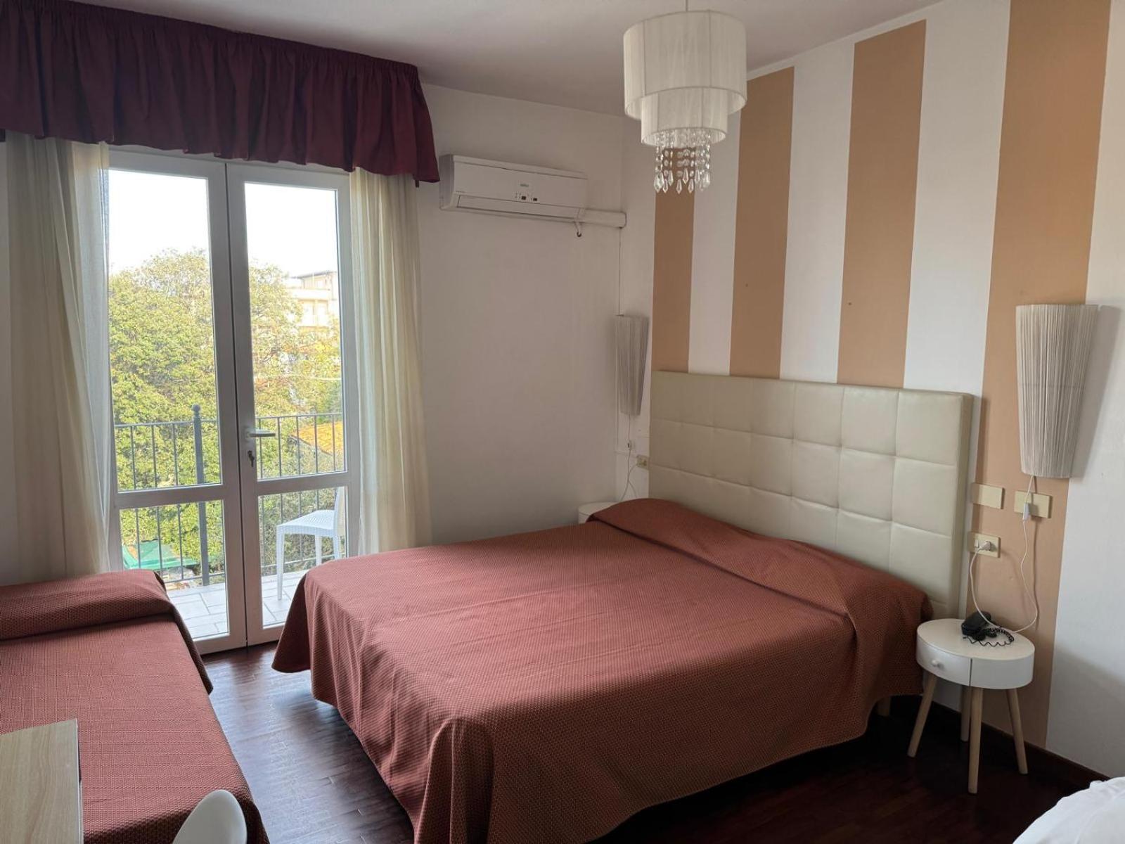 Triple Room,1624314753:JPEG
